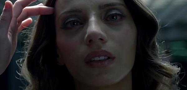  Angela Sarafyan - Westworld s01e01 (2016) HD 1080p